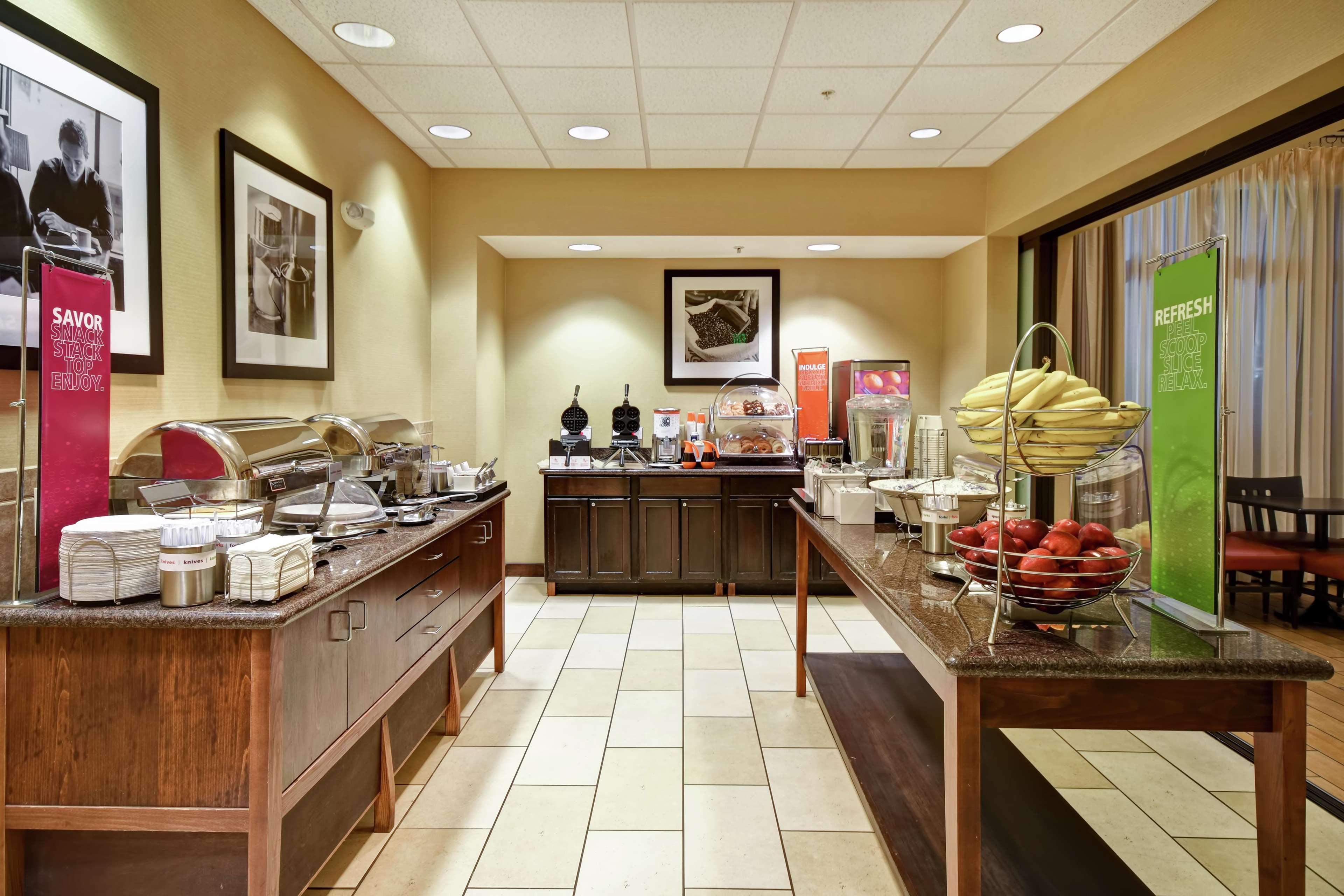 Hampton Inn & Suites Folsom Exteriér fotografie