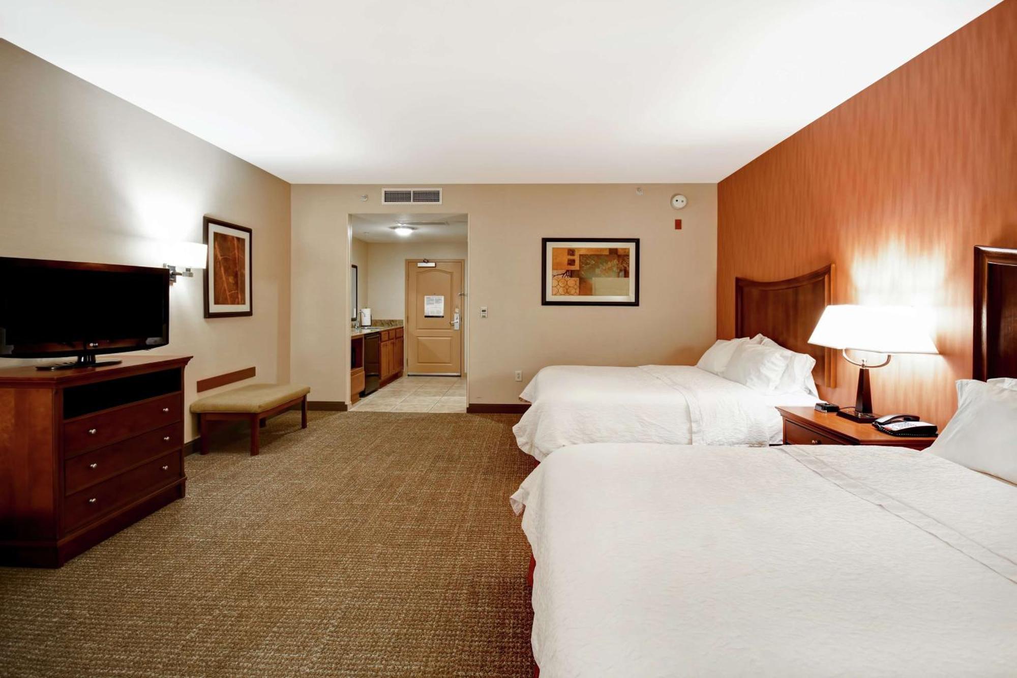 Hampton Inn & Suites Folsom Exteriér fotografie