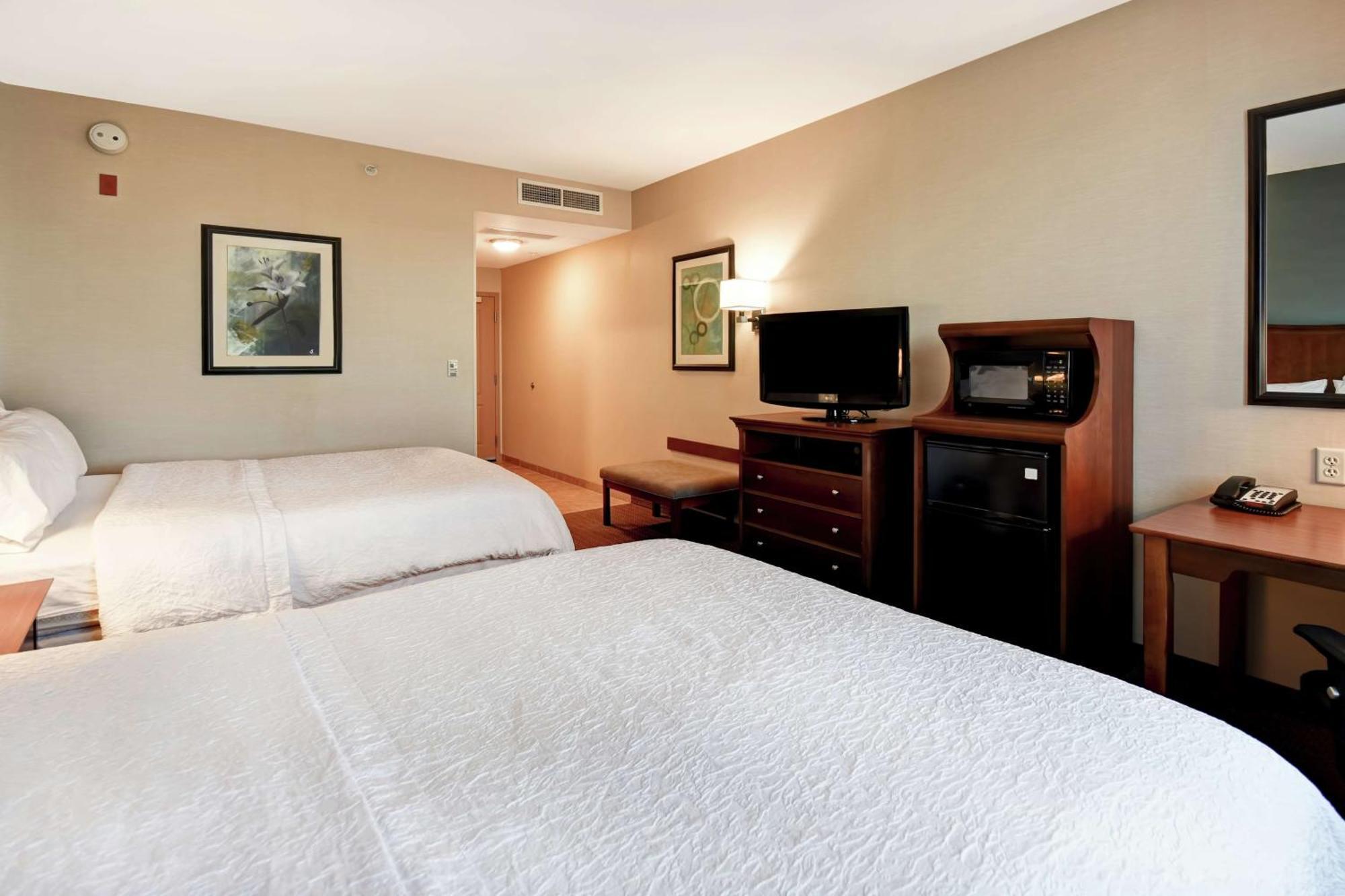Hampton Inn & Suites Folsom Exteriér fotografie