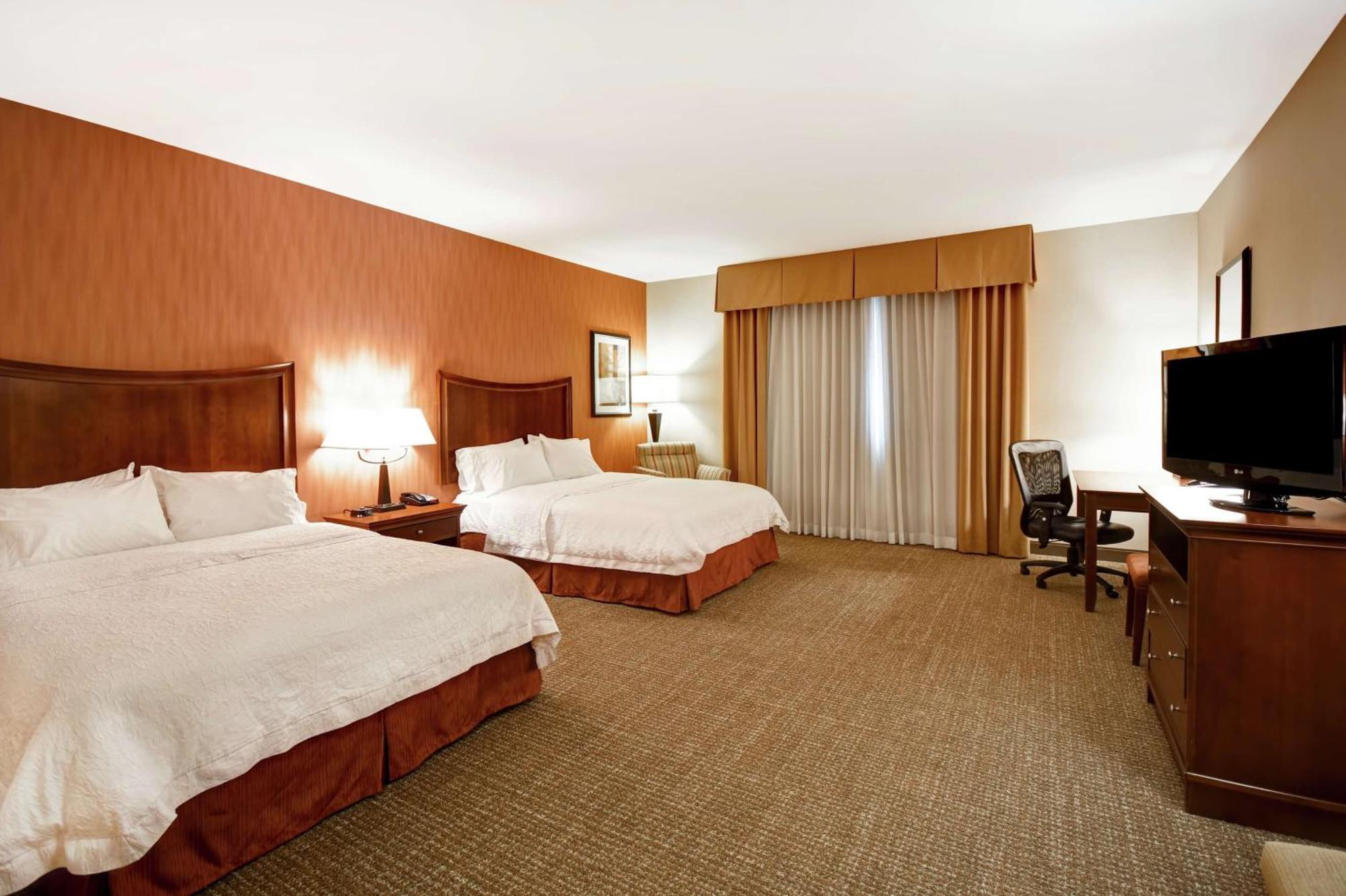Hampton Inn & Suites Folsom Exteriér fotografie