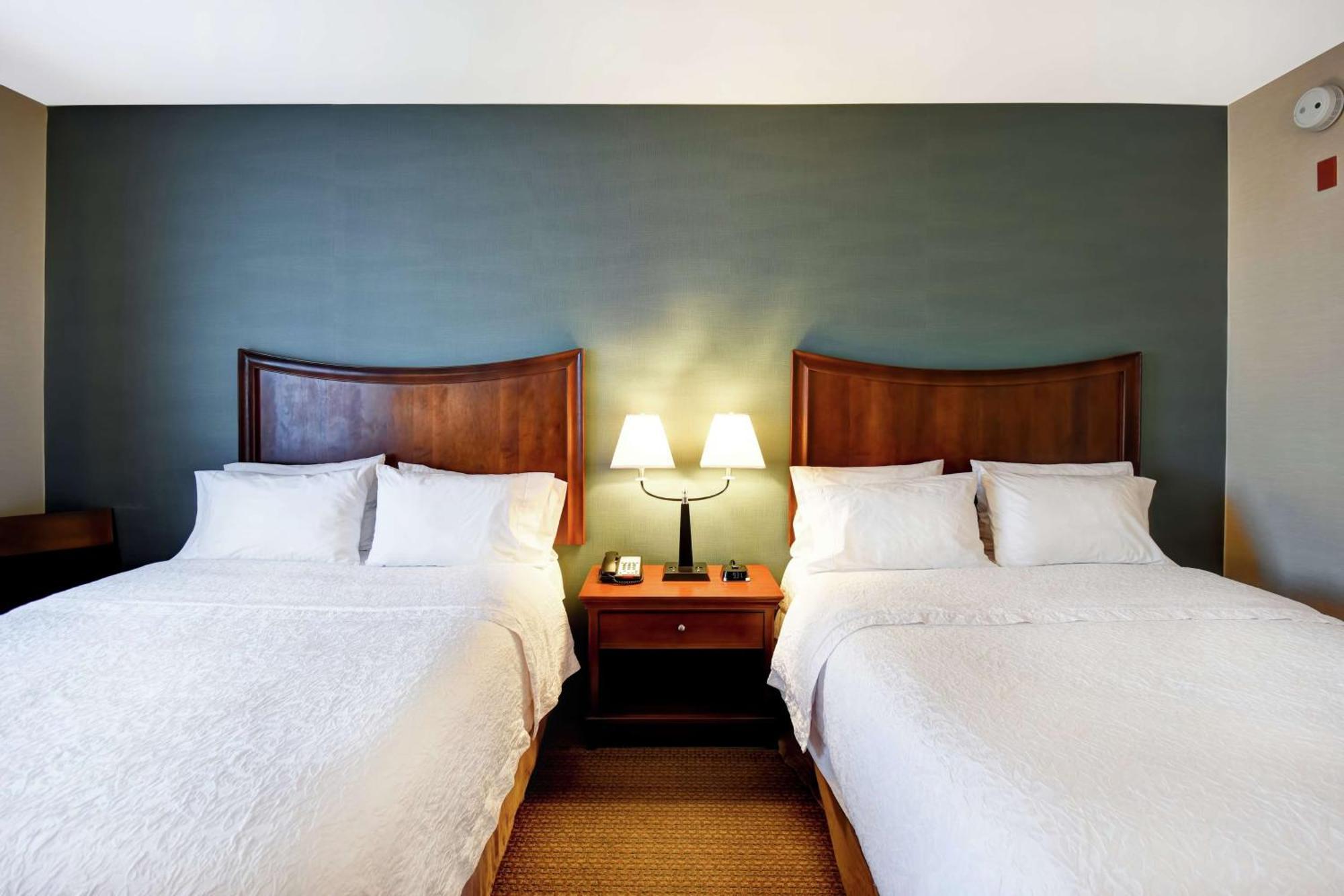 Hampton Inn & Suites Folsom Exteriér fotografie